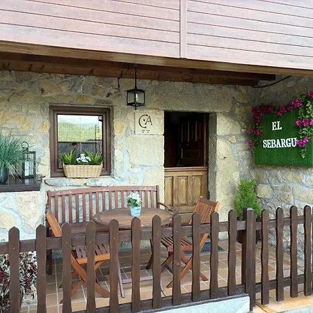 Holiday home El Sebargu *